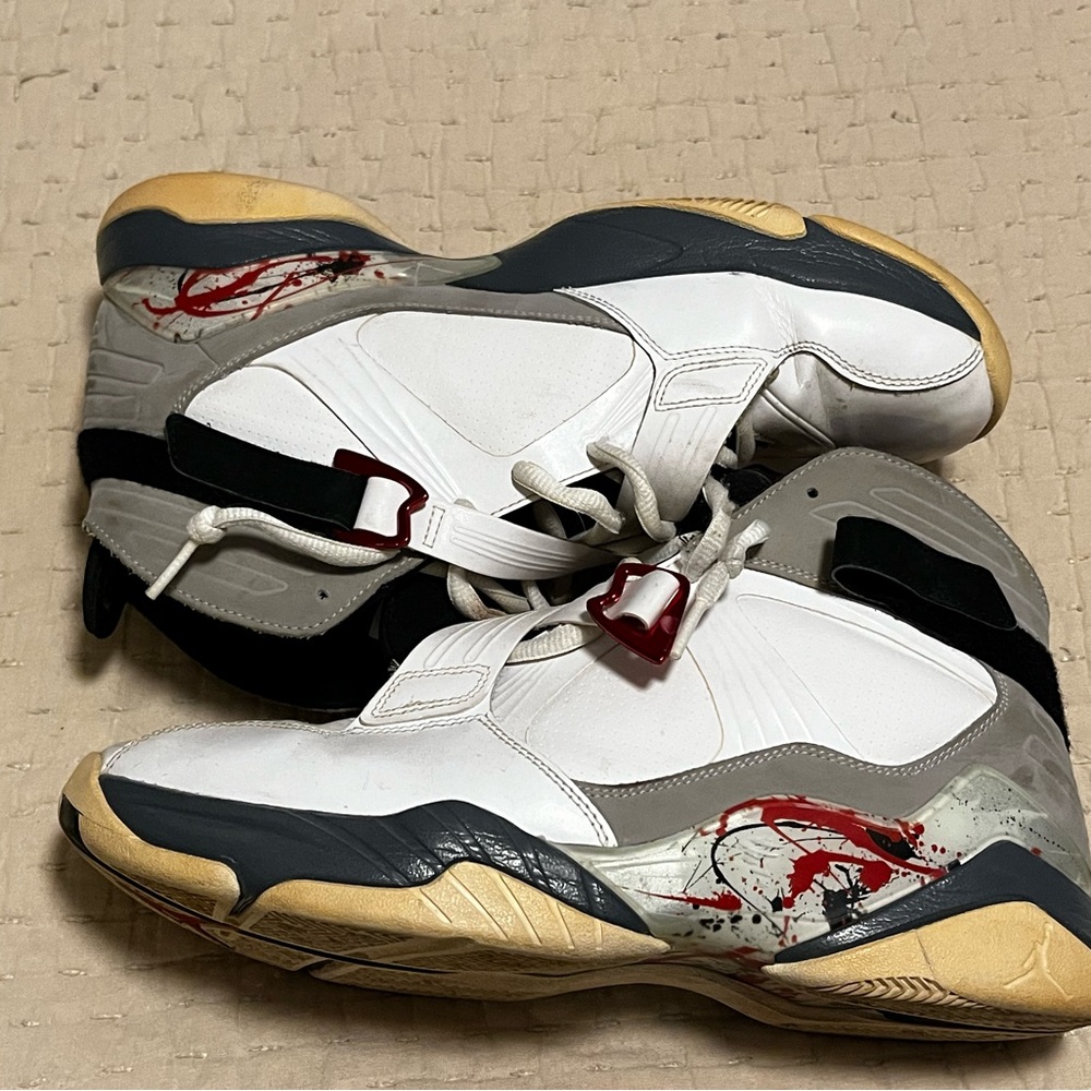 Air Jordan 8’s